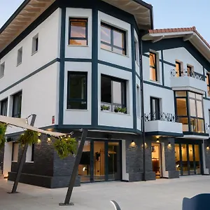 Hotel Neguetxea Boutique Guernica y Luno